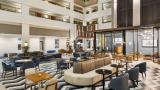 sheraton-suites-chicago-o-hare