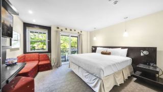 the-shaw-club-hotel