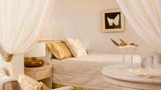 gold-suites-small-luxury-hotels-of-the-world
