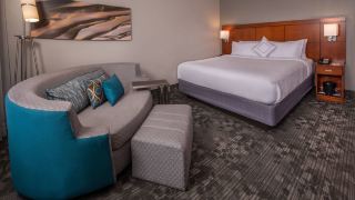 courtyard-by-marriott-dulles-town-center