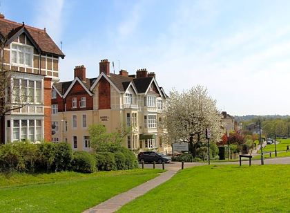 Russell Hotel