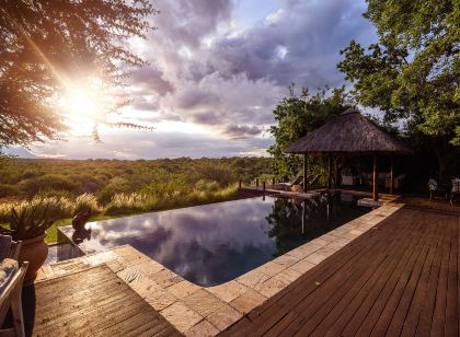 Khaya Ndlovu Safari Manor