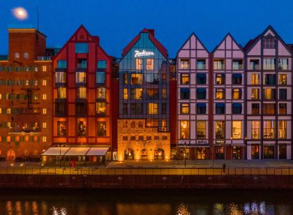Radisson Hotel & Suites Gdansk
