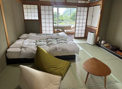 答志島温泉 波音の宿 中村屋