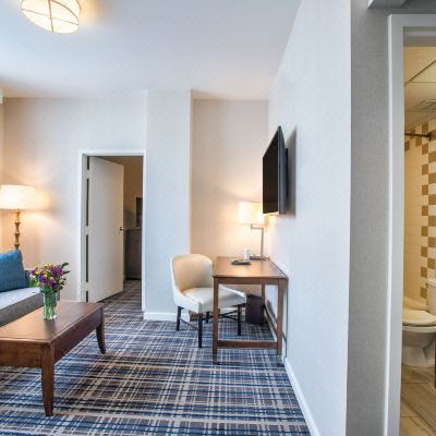 Queen Suite with Sofa Bed Queen Suite with Sofa Bed Gettysburg Hotel Promo Code