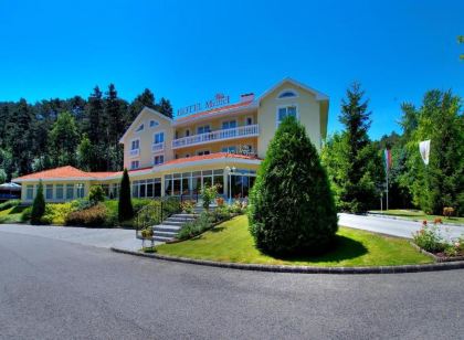 Villa Medici Hotel & Restaurant