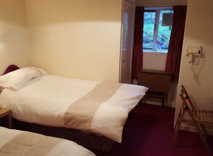 Sakura Edinburgh Guest House