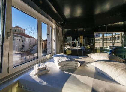 Boutique Hostel Forum