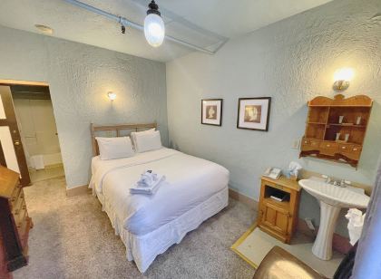 알래스칸 호텔 앤드 바