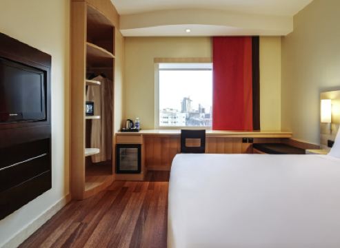 Ibis Riyadh Olaya Street