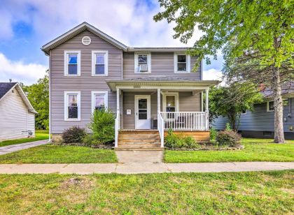 Sweetwater Hideaway - Blocks to Lake Erie!