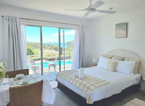 Mollymook Ocean View Motel - Welcoming Guests 18 Years and Older