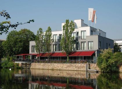 EBERHARDS am Wasser