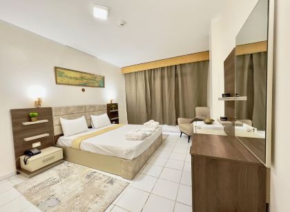 Gaddis Hotel, Suites and Apartments