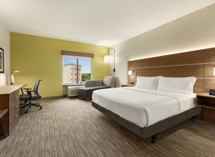 홀리데이 인 익스프레스 호텔 앤드 스위트 애크런 사우스-에어포트 에어리어