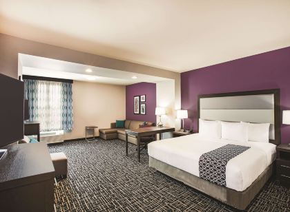 La Quinta Inn & Suites by Wyndham McAllen la Plaza Mall