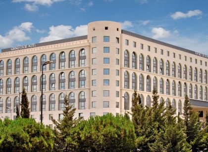 Grand Court Hotel