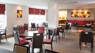 holiday-inn-express-glasgow-airport