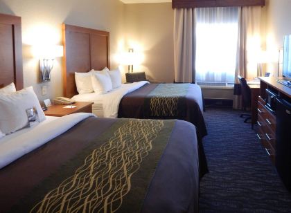 컴포트 인 & 스위트 라스 크루세스