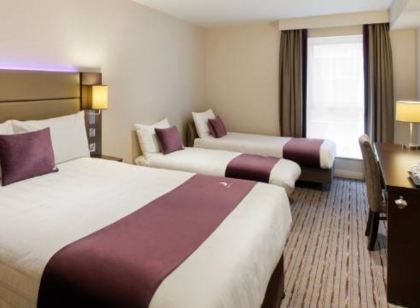 Premier Inn Winnersh Hotel
