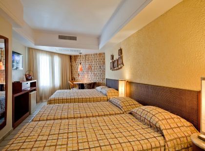 瑞佛爾斯普拉亞飯店