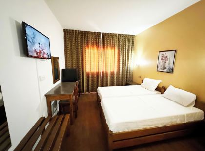 Hotel Tej