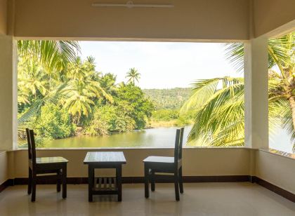 Khavane Paradise