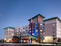 holiday-inn-express-and-suites-orlando-at-seaworld-an-ihg-hotel