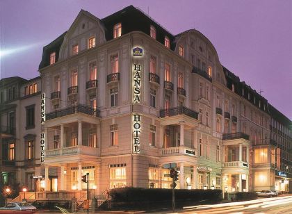 Star-Apart Hansa Hotel