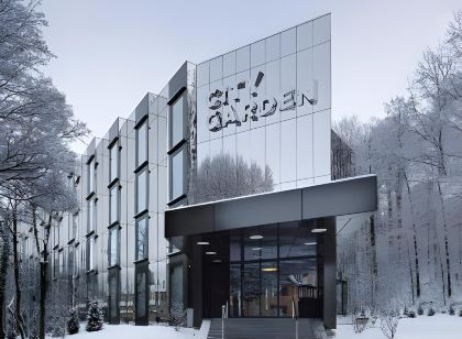 City Garden Hotel