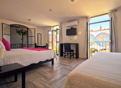 Hotel Punto 79