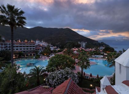 Marti Resort Deluxe Hotel