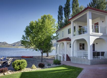Sandy Beach Suites