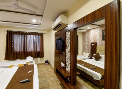 Hotel Kalpana Palace