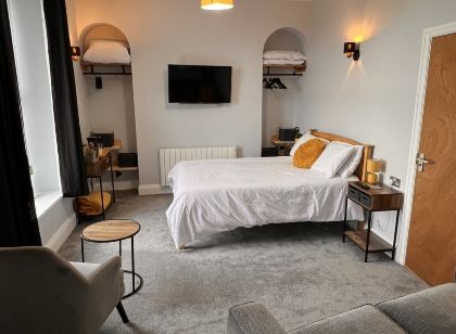 Hoopers Sandy Beach Guest Rooms