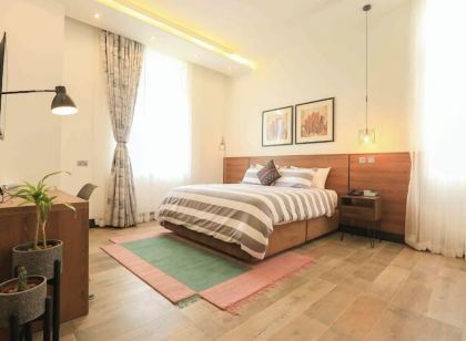 Royal Swiss Apartments & Suite