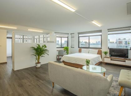 Minasi Home- Westlake
