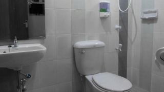 reddoorz-near-landers-superstore-cebu-city