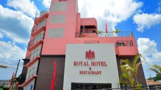 royal-hotel