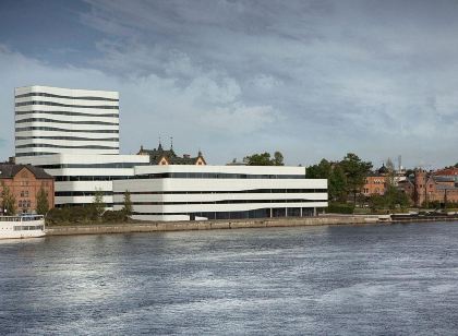 UMe, BW Signature Collection