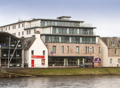 Premier Inn Inverness Centre - River Ness