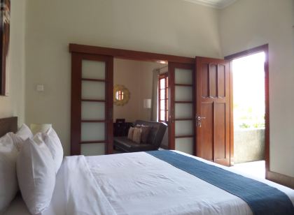 Merbabu Guest House
