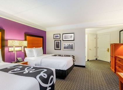 La Quinta Inn & Suites by Wyndham Raleigh Durham Airport