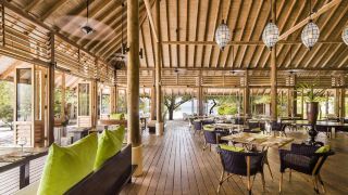 como-cocoa-island-partner-travels-free-for-7-nights-or-more