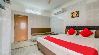 oyo-hotel-golden-pride