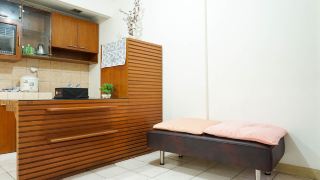 homey-and-warm-2br-mediterania-palace-apartment