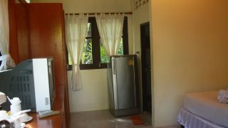 samui-honey-backpacker-bungalow