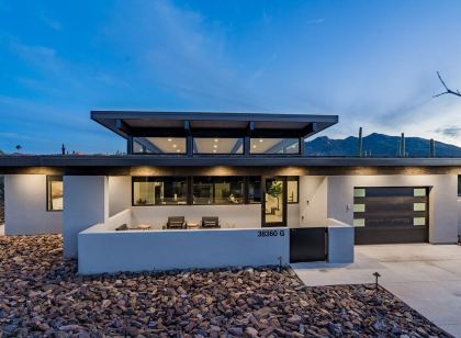 RELAX in this STYLISH CASITA LOCATED IN THE HEART OF CAREFREE, ARIZONA