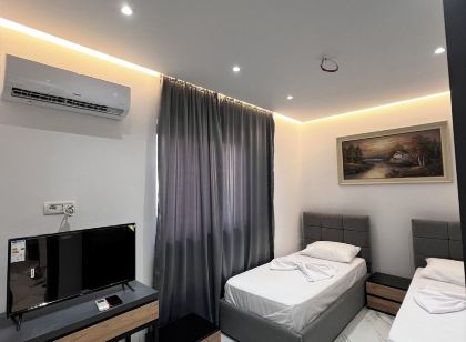 Lezet Hotel