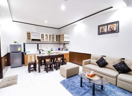 Arka's Elegant Condos